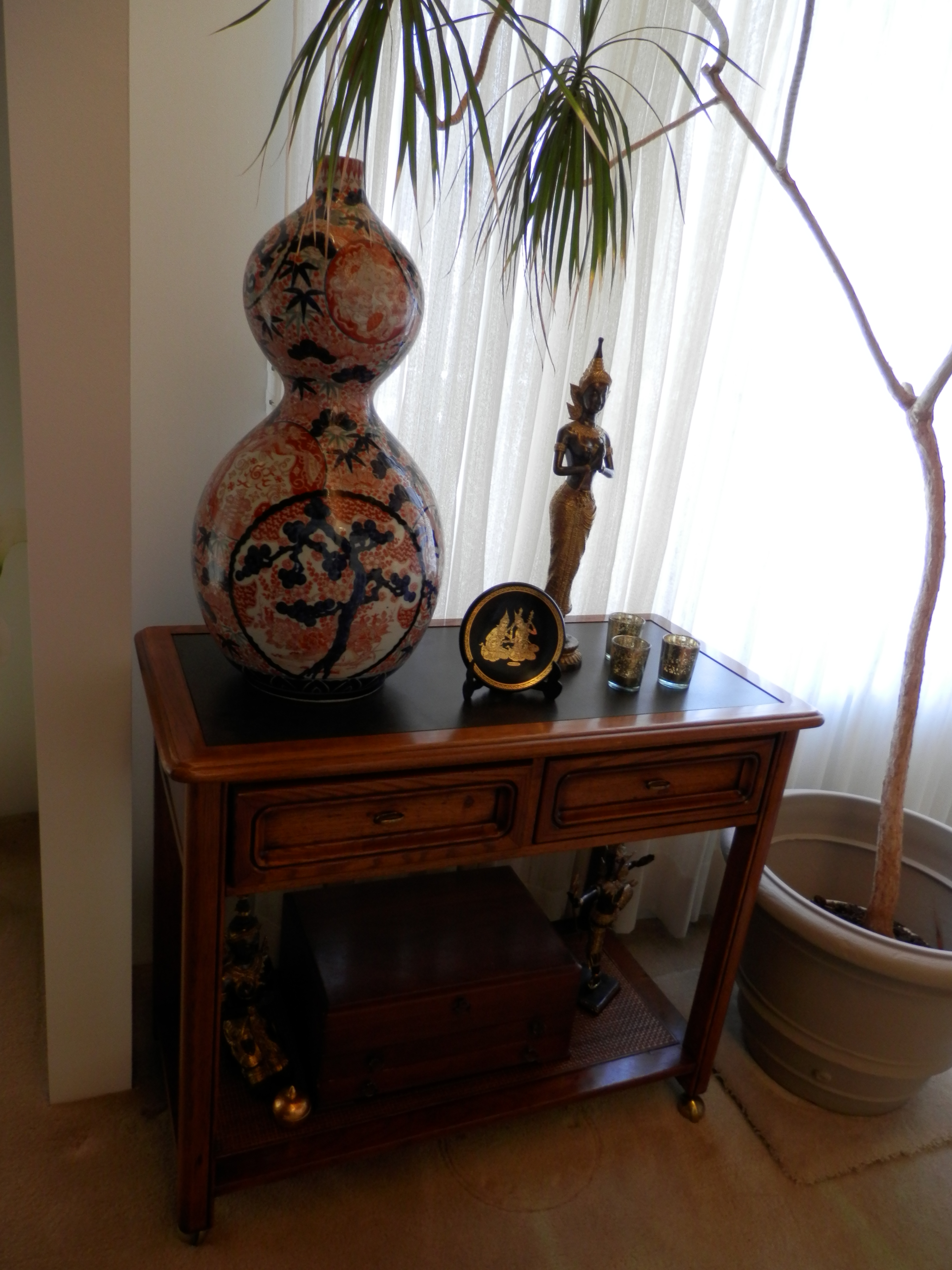 Ask Kathryn: REAL CASES – Balance in the Master Bedroom